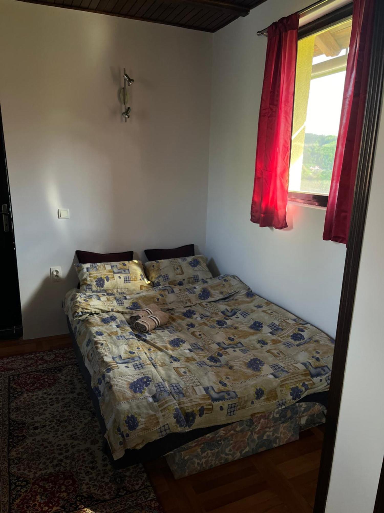 Apartman Jezero Vrutci 우지체 외부 사진